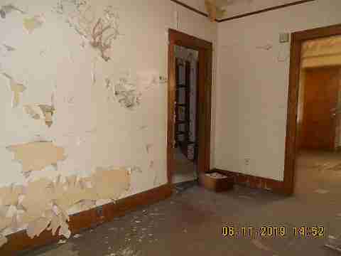 8061 E Grixdale (13)_m.jpg